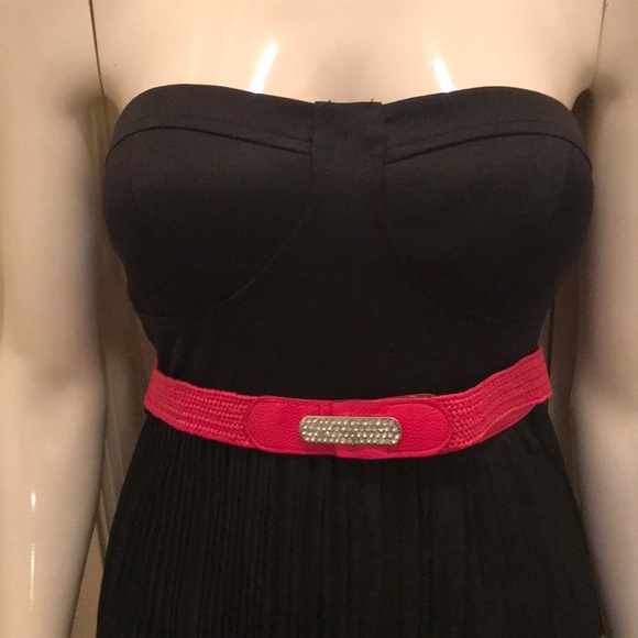 Dress - Picture 2 of 6